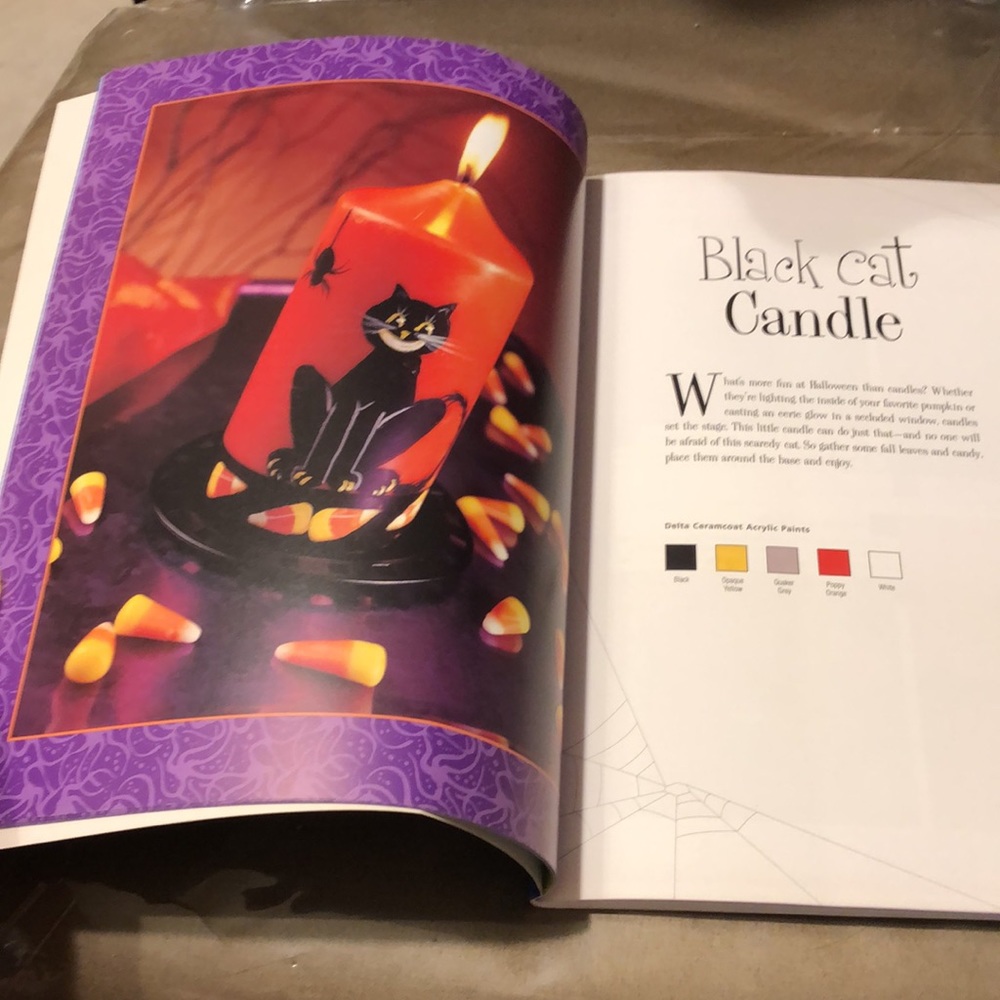 Halloween Fun Books: Decorating & Projects 🎃 - Picture 15 of 16